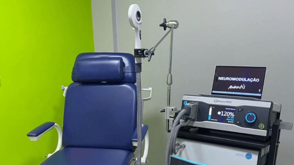 Máquina de neuromodulação na avantis clínica